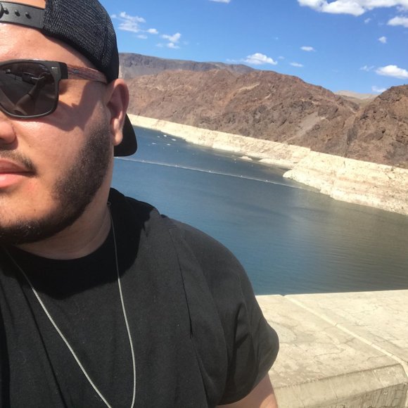 Hi! We are Sean & Samantha - Picture 3 of 4